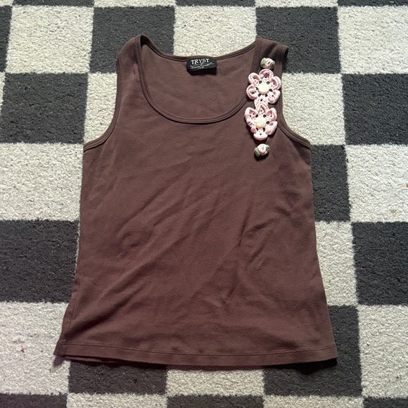 Brown Tank with Pink Flower Accents - Picture 1 of 4